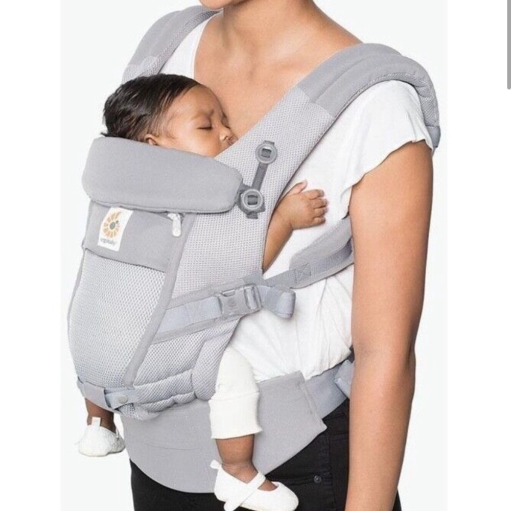 NWOT Ergobaby Adapt Ergonomic Baby Toddler 7-45 pounds Carrier Cool Mesh
